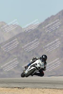 media/Oct-02-2025-Racers Edge (Thu) [[2c91cb6ab3]]/2-A Group/Session 5-Turn 9 (150pm)/